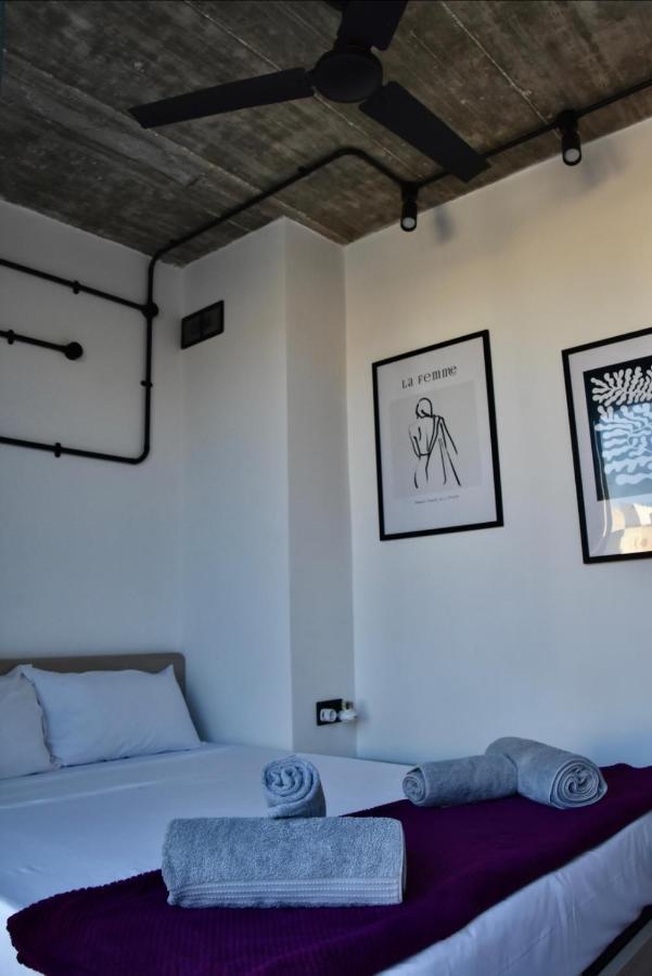 Chic Penthouse Industrial-Style Apartment Mosta Bagian luar foto